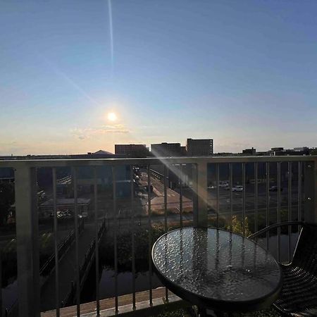 Lincoln View Sleeps 4 Balcony Self Check-In Apartamento Exterior foto