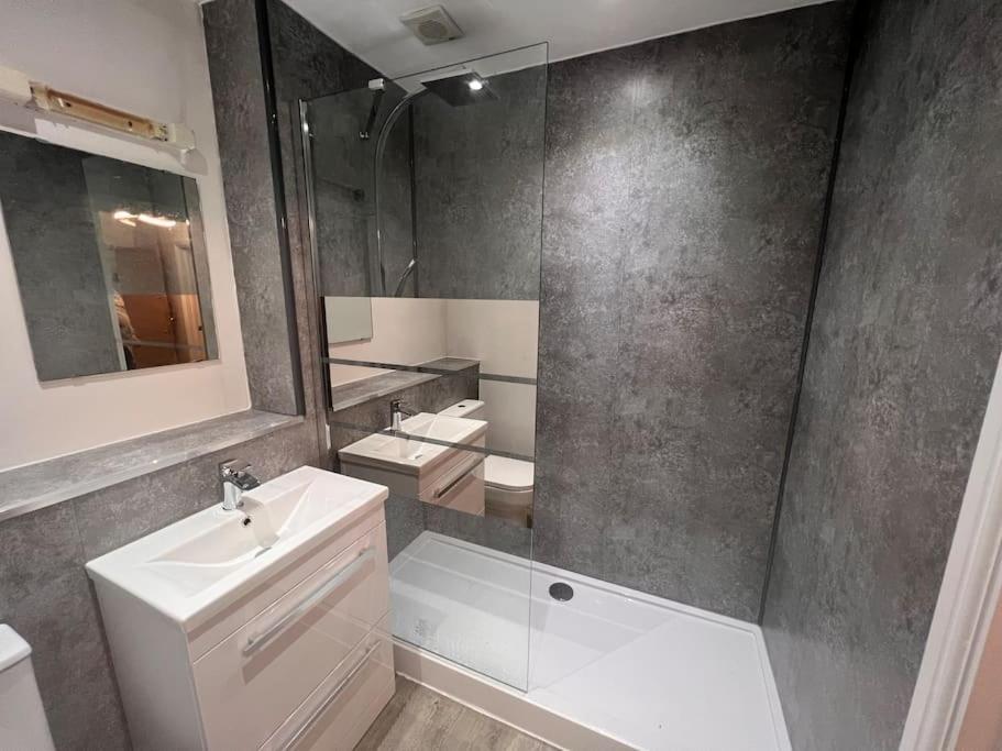 Lincoln View Sleeps 4 Balcony Self Check-In Apartamento Exterior foto